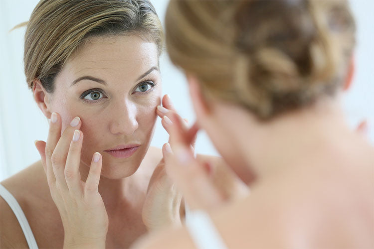 ¿Por Qué Agregar un Contorno de Ojos a tu Rutina de Skincare?